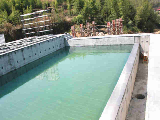 Small gap inclined plate
