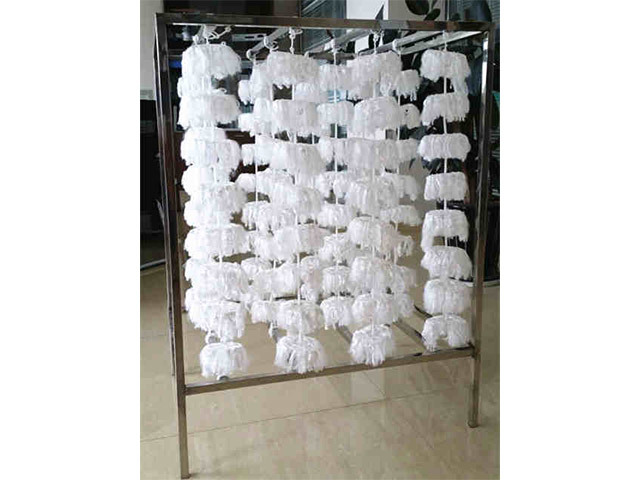 Filling equipment