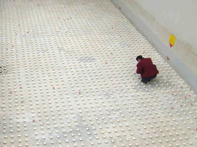 Whole pouring filter plate